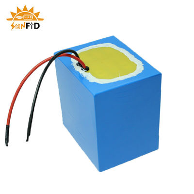 12.8V 6Ah 32700 Lithiumbatterijpakket Oplaadbare LiFePO4-batterijpakket voor zonneverlichting