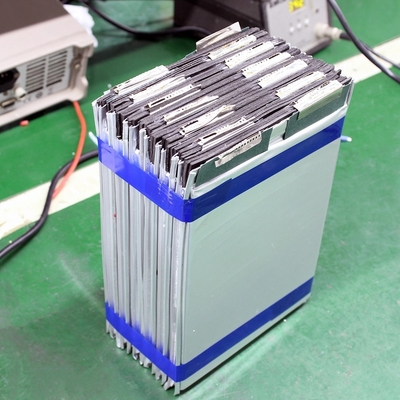 de Batterijcel 25Ah, Navulbare de Zakcel van 20Ah Lifepo4 van 3.2V Lifepo4